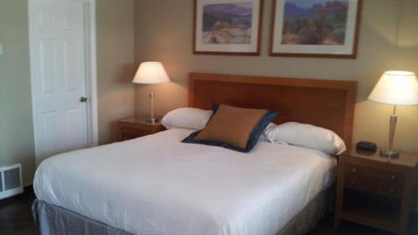 Oasis Boutique Motel