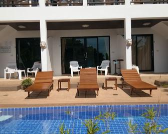 Bea Privileged Apartment - Ko Samui - Bazén