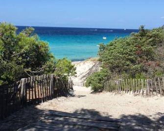 500m from the beach T2 with pool, terrace, air conditioning - Santa-Maria-Poggio - Plage