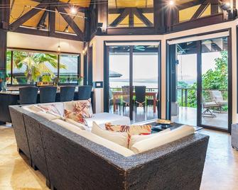 Tulemar - Manuel Antonio