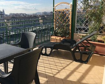 Top Floor - Napoli - Balcone