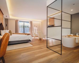 The Hawthorn Boutique Hotel - George - Slaapkamer