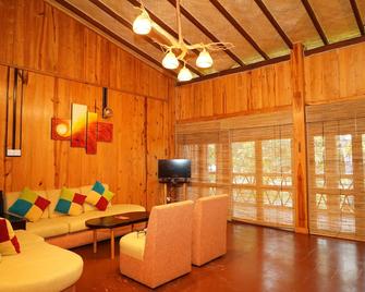 lake resort bolgoda - Bandaragama - Sala de estar