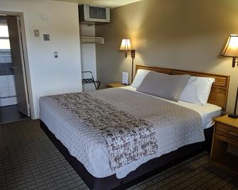 Economy Inn Elko - Elko - Bedroom