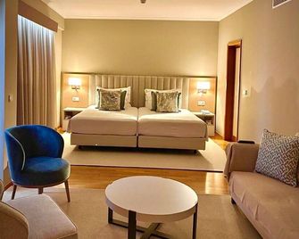 اليسيوس - البوفيرا - غرفة نوم