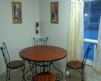 Sharodon Sands Motel - Wasaga Beach - Comedor