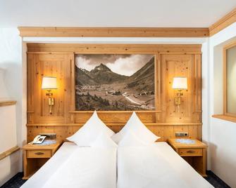 Hotel Almhof - Galtur - Camera da letto