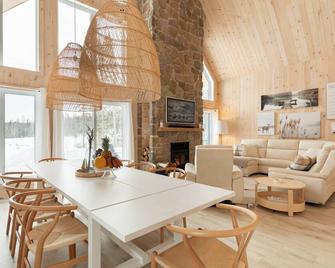 Chalet le Chardonnay - Spa , Foyers , Accès plage Lac-Jaune - Chertsey - Salle à manger