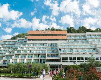 Maslinica Narcis Hotel - Labin - Gebouw