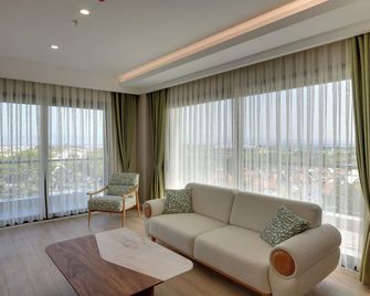 Dedeman Gure Nurhayat Thermal Resort & Spa - Edremit - Huiskamer