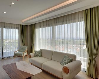 Dedeman Gure Nurhayat Thermal Resort & Spa - Edremit - Huiskamer