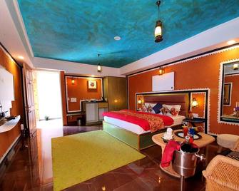 Casa Dream The Resort - Mukteshwar - Bedroom