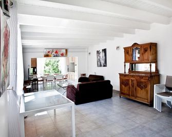 Gîte Les Moignottes - Vitry-le-François - Obývací pokoj