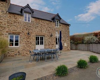 La ville es brets - Saint-Jouan-des-Guérets - Patio