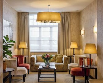 Hotel Aragon - ברוג' - טרקלין