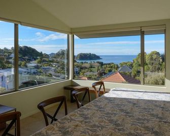 Elevated Views Little Kaiteriteri 3 bedrooms - Kaiteriteri - Balcon