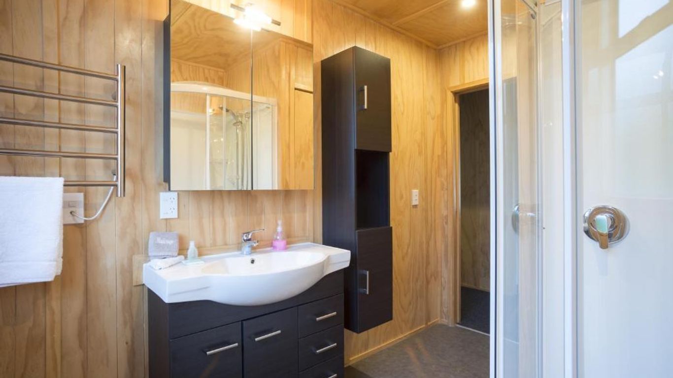 Fox Glacier Top 10 Holiday Park & Motels