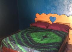 Feel Free Lodge - Banjul - Bedroom