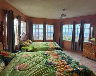 Emerald Sea View - Montego Bay