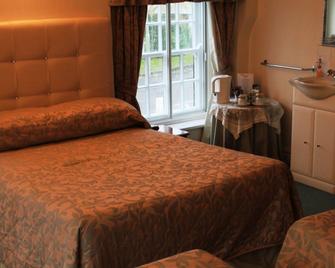 Gaskell Arms - Much Wenlock - Bedroom