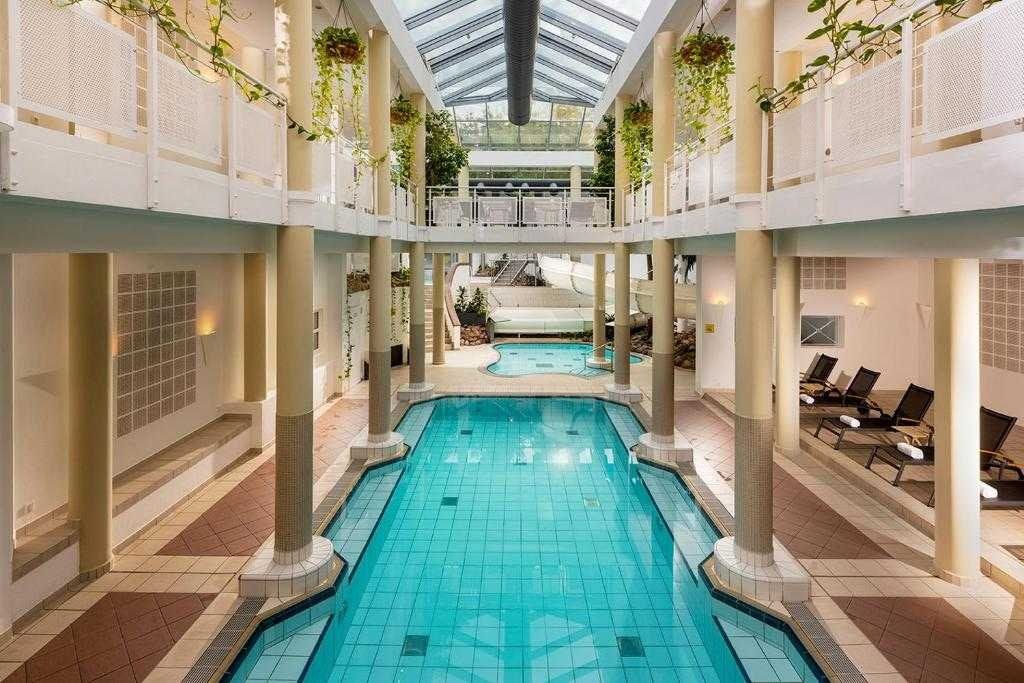 Sunday Resort Marina Wolfsbruch - Familienapartments - Kleinzerlang - Piscine