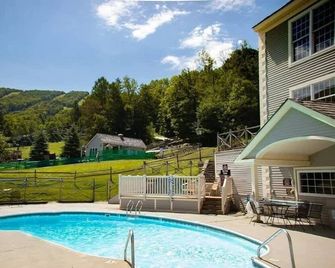 Relaxation Suite Jiminy-Must See Sleeps 4 - Hancock - Piscina