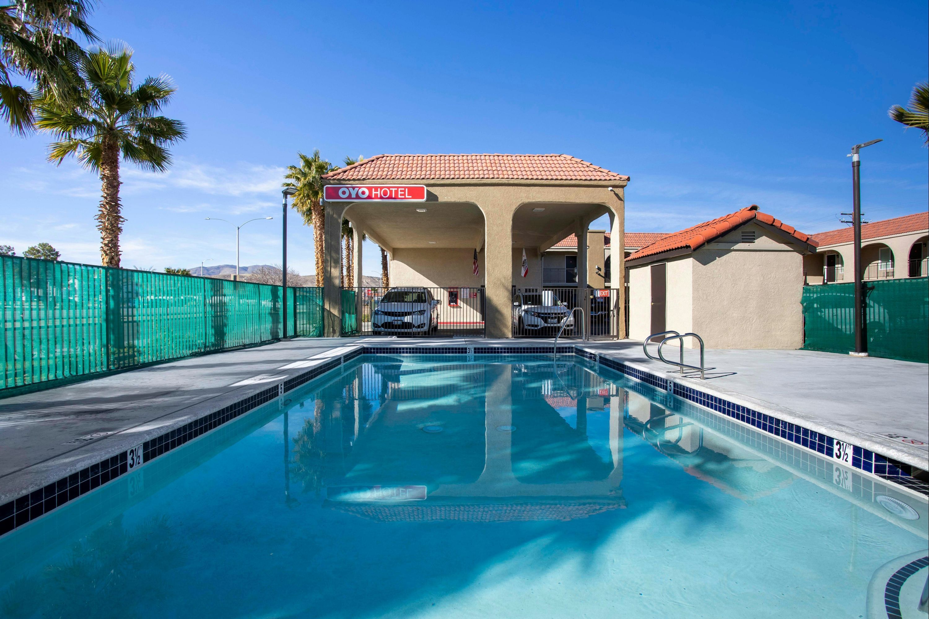 OYO Hotel Palmdale - Antelope Valley - Palmdale - Pool