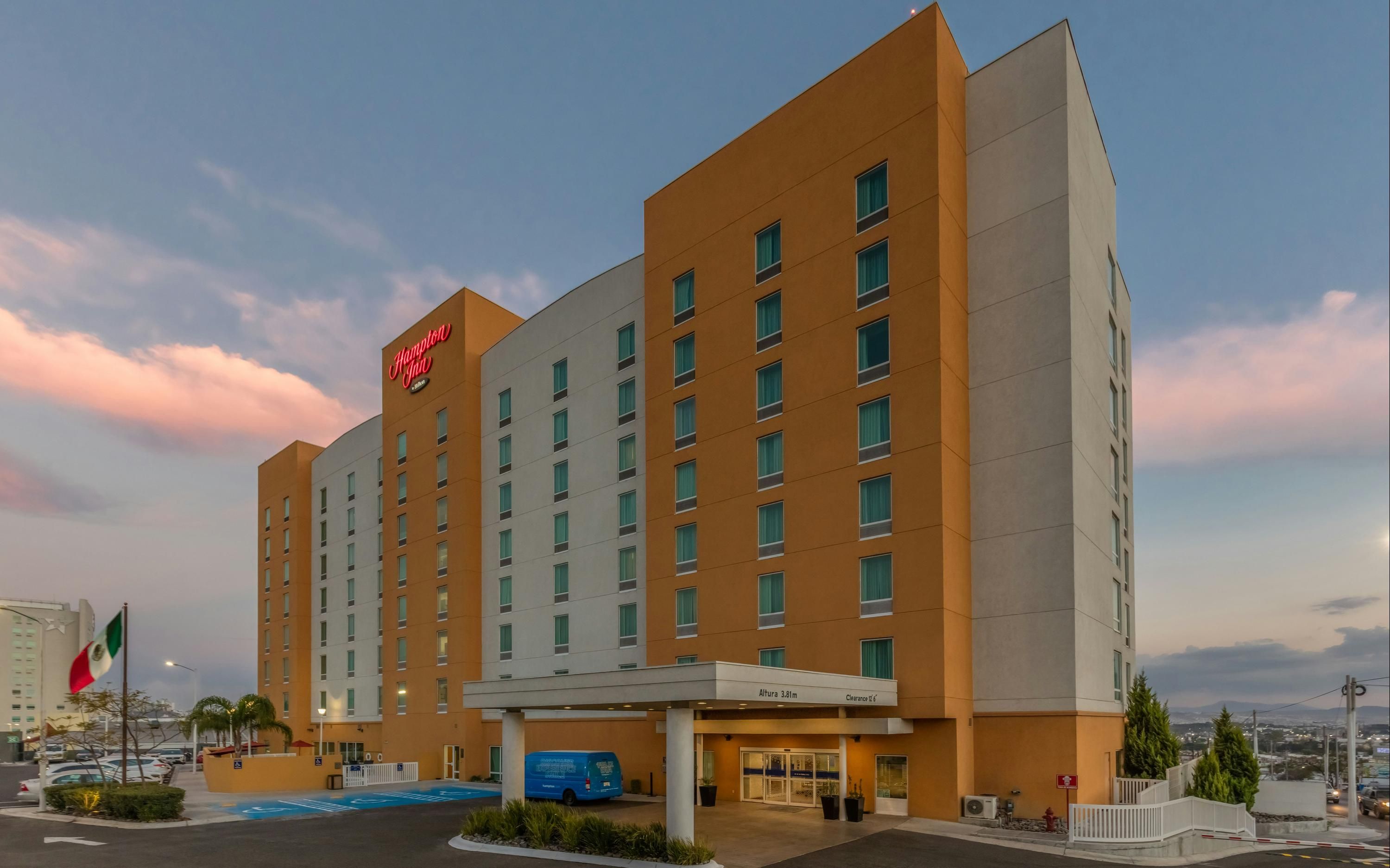 Hampton Inn by Hilton Queretaro Tecnologico - קרטארו - בניין