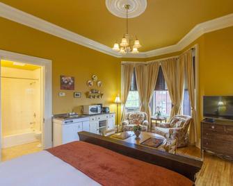 Chipman Hill Suites - Sydney Street - Saint John