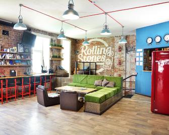 Rolling Stones Hostel - אירקוטסק - טרקלין