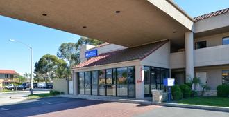 Americas Best Value Inn Redlands San Bernardino - Redlands - Building