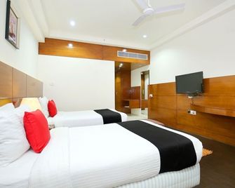 Capital O 4004 I-Square - Baddi
