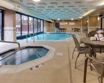 Drury Inn & Suites Birmingham Grandview - Birmingham - Basen