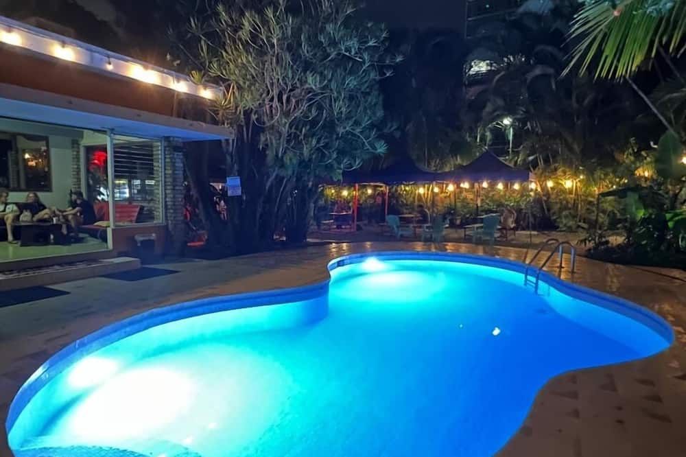 Costa Rica Backpackers - סן חוזה - בריכה