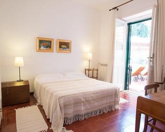 B&B Don Gaspano - Pace del Mela - Bedroom