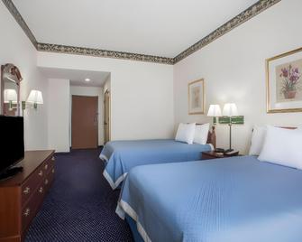 Jesup Inn and Suites - Jesup - Спальня
