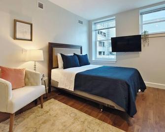 Fun Cozy Apts - 1 25 Mile Walk To Tiaa Bnk Fld - 傑克遜維爾 - 臥室
