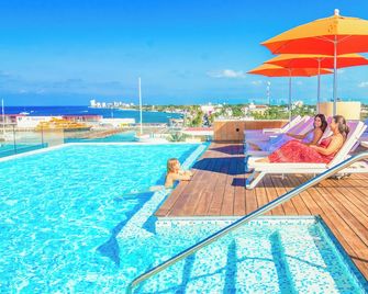 Suites Bahia Cozumel - Cozumel - Pool