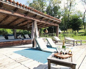 Villa Poggio Zucchino Pool and Wellness Piacenza - Agazzano - Patio