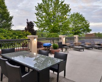 Hampton Inn Wytheville - Wytheville - Balcony