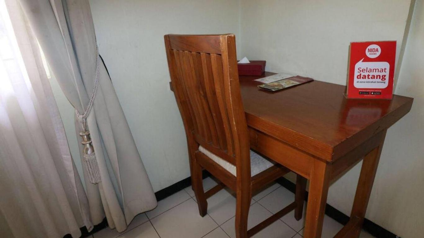 Nida Rooms Istana Medan Baru