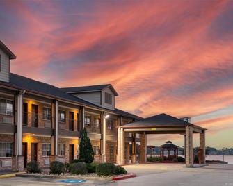 Best Western Lake Conroe Inn - Montgomery - Budova