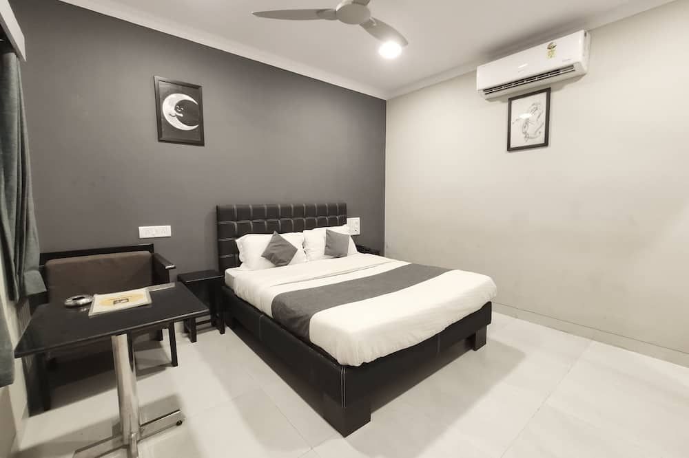 Tourist Resort - Utan - Bedroom
