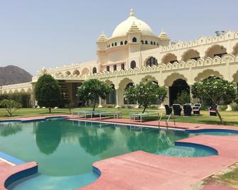 Gulaab Niwaas Palace - Pushkar - Πισίνα