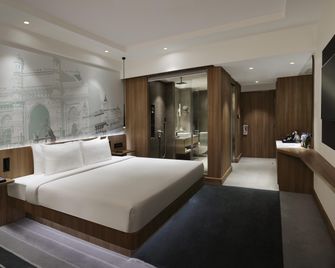 Novotel Mumbai Juhu Beach - Mumbai - Bedroom