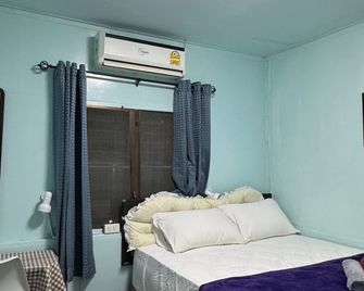 Let's Sea Hostel - Krabi - Makuuhuone