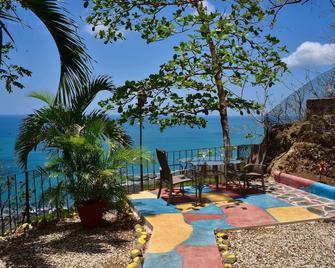 Montezuma Heights - Cobano - Patio