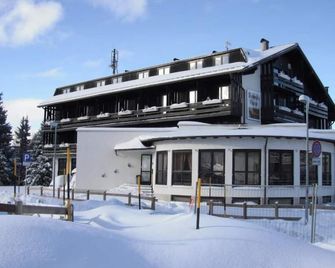 Hotel Dolomiti Chalet - Trento - Building