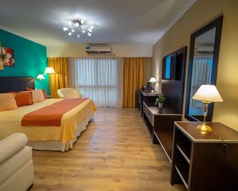 Alto Verde Suite & Apart - Termas de Río Hondo - Bedroom