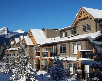 Canmore - Copperstone - 2 Bedroom - Dead Man's Flats - Building